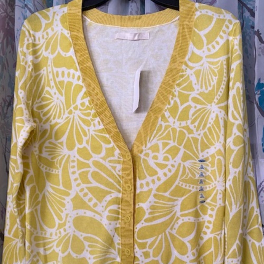 Old Navy Long Sleeve Button Front Printed Cardigan, Lemon Yellow size XL